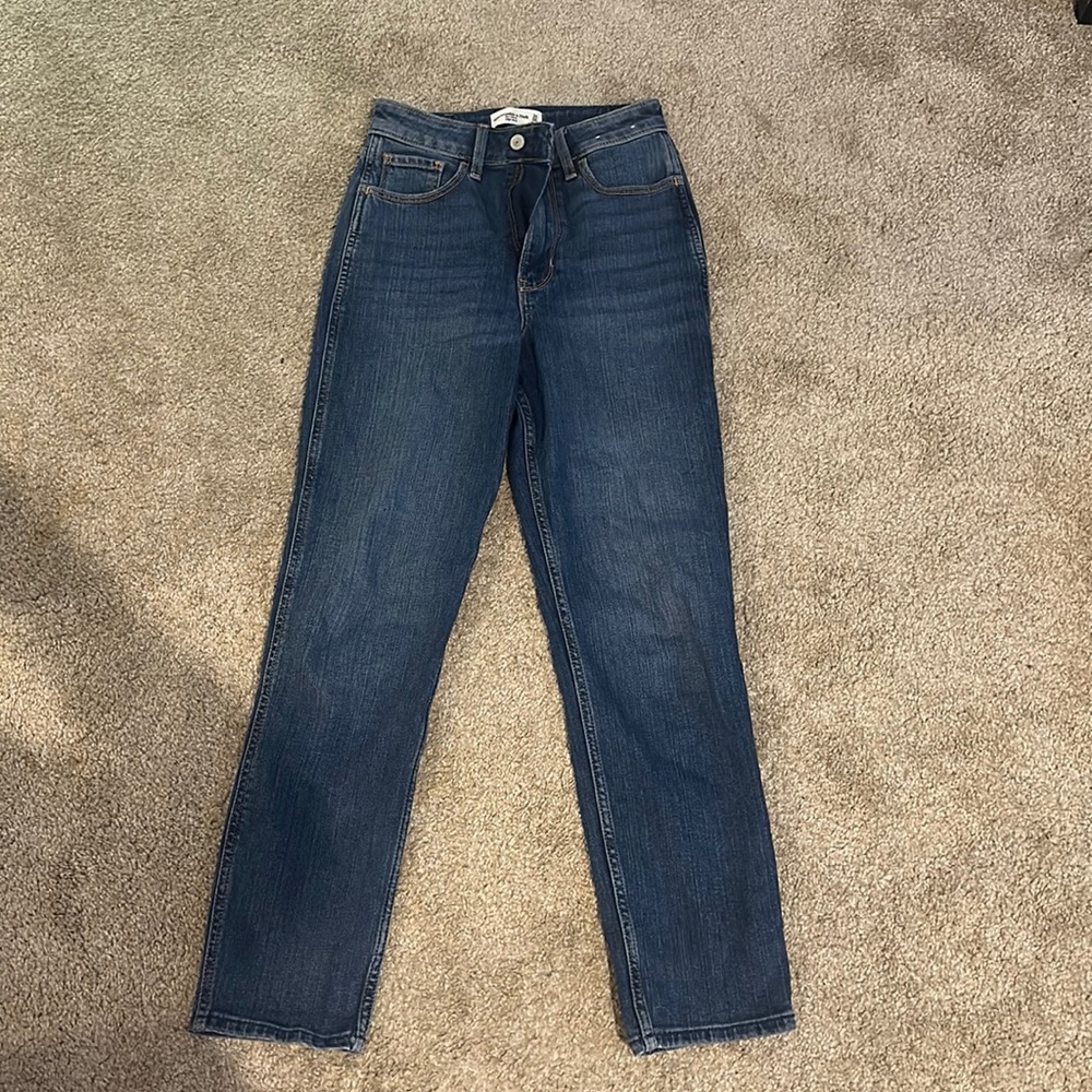 Abercrombie High Rise Mom Jean